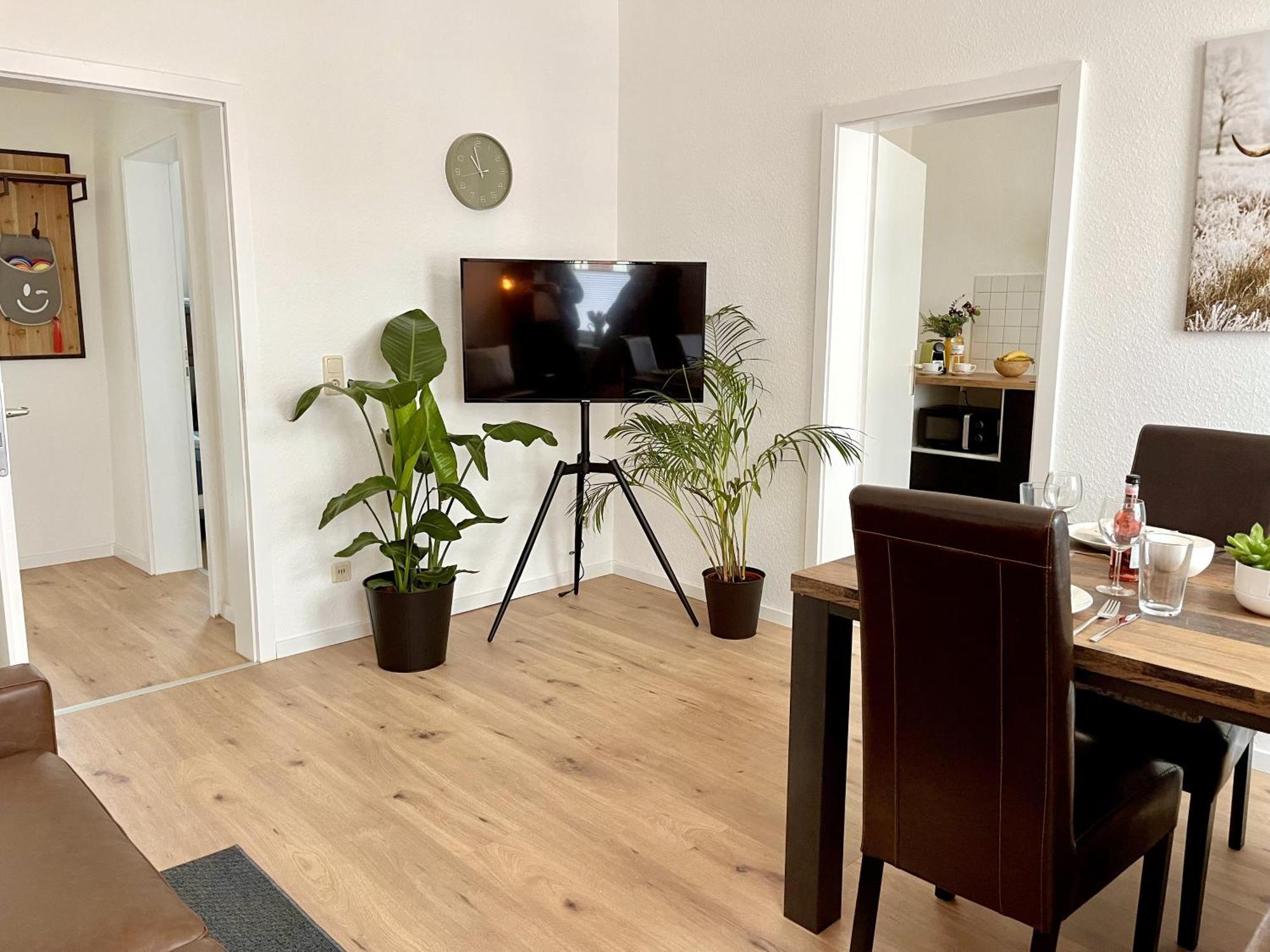 Endless: Studio Mit Netflix + Workstation Im Zentrum Schwerin  Zewnętrze zdjęcie