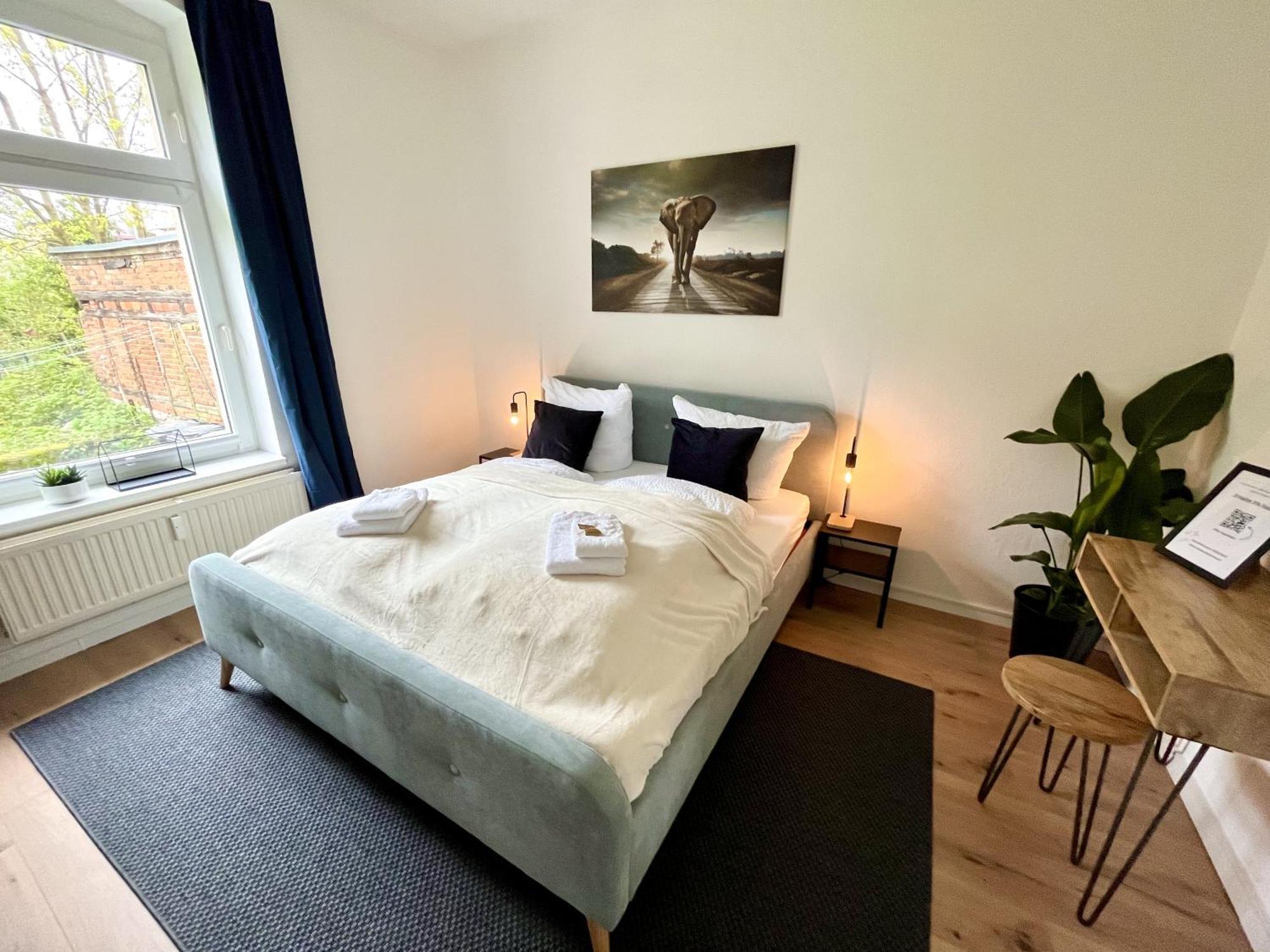 Endless: Studio Mit Netflix + Workstation Im Zentrum Schwerin  Zewnętrze zdjęcie